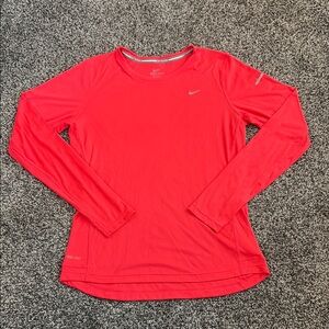 Nike DriFit Running Miler Long Sleeve in Pink